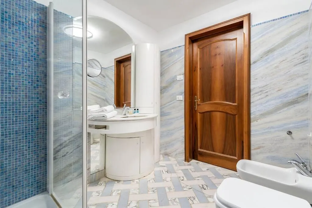 Ferienwohnung Ca' Mandorla 027042Loc09523 Venedig