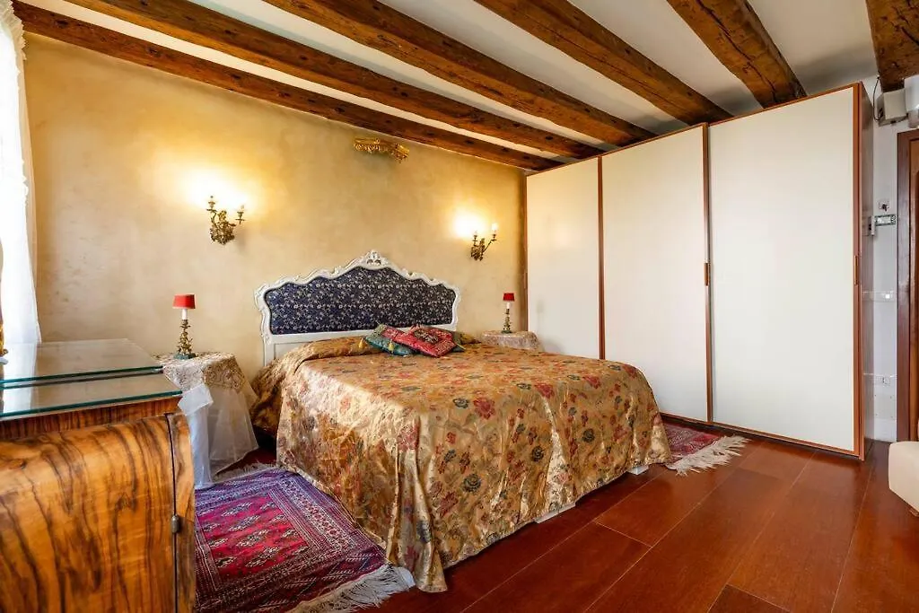 Ferienwohnung Ca' Mandorla 027042Loc09523 Venedig Apartment
